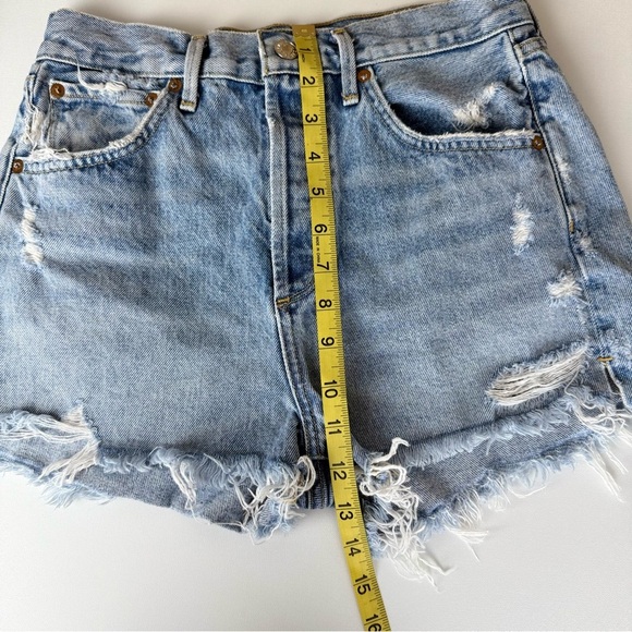 Agolde Women's Distressed Denim Shorts Size 26 - Picture 6 of 9